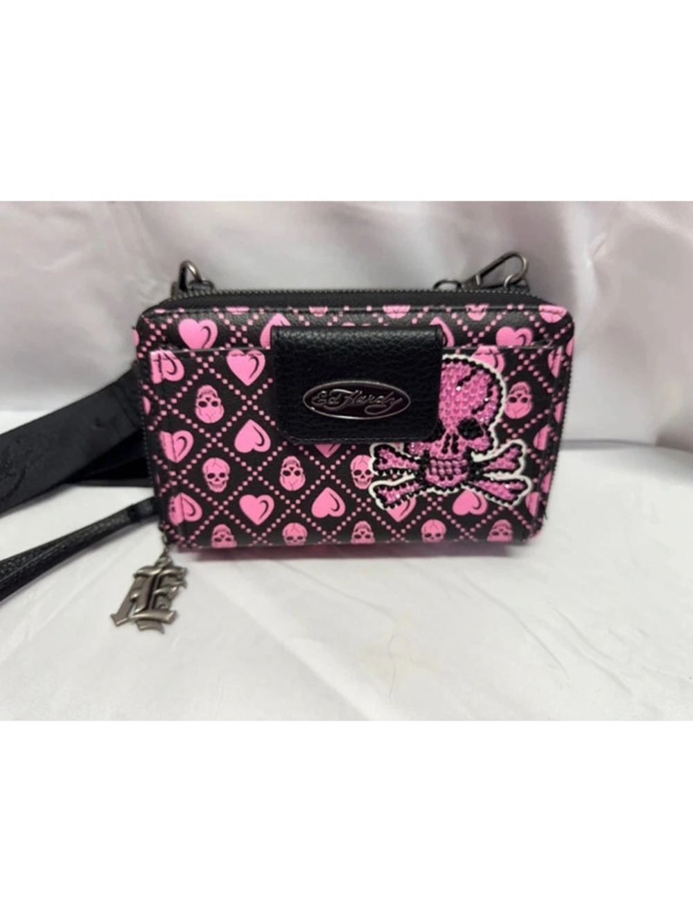 Ed hardy skull cross body